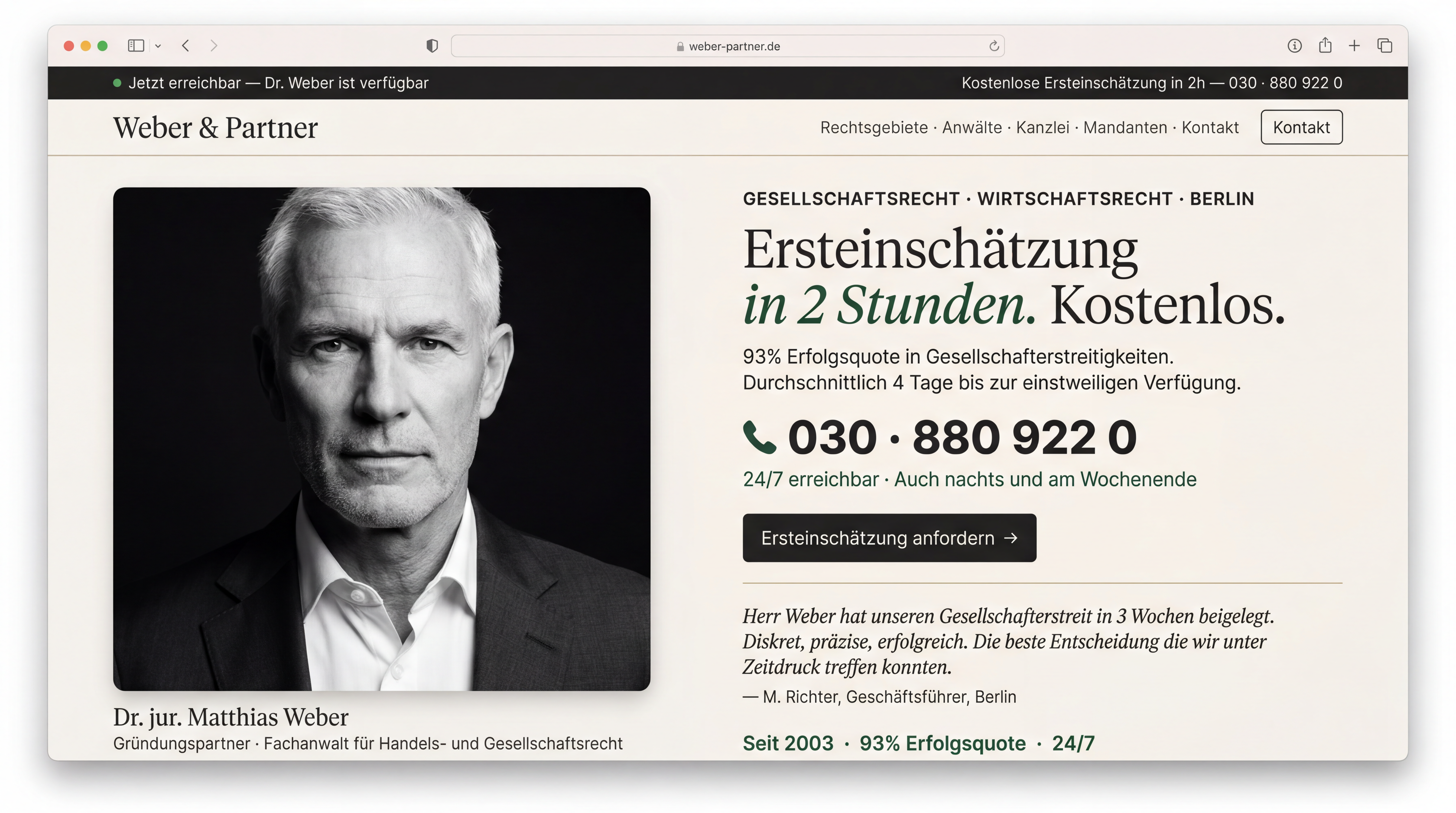 Premium Kanzlei-Website Berlin — S/W Portrait mit Live-Status